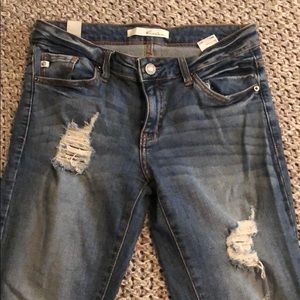 Low rise distressed jeans